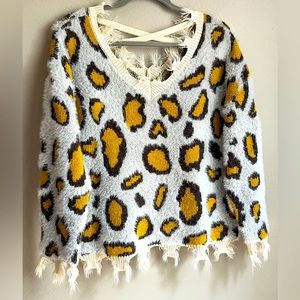 Dani & Davi sweater size medium